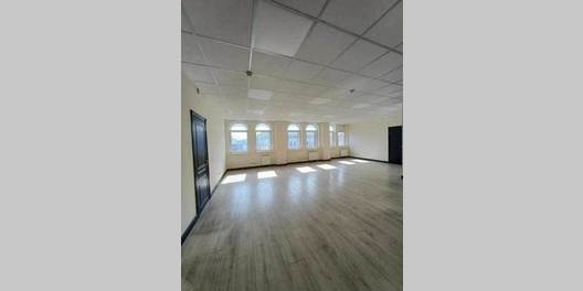 ул. Спасская 5 Мебель Без Мебели, Паркинг Паркинг во дворе