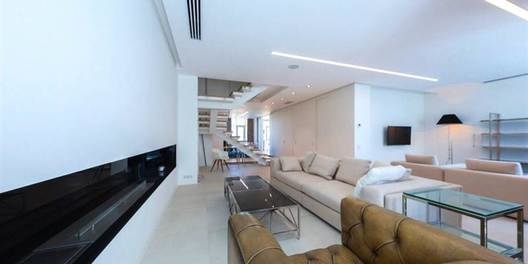 ул. Зверинецкая 47 Мебель По Договорености, Состояние / Ремонт (год) Первая Сдача