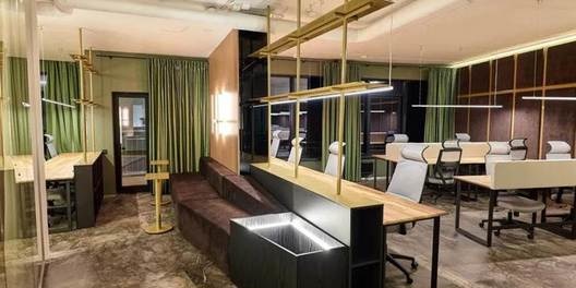 ул. Бусловская 12 Горячее Предложение Горячее Предложение, Лифт Да