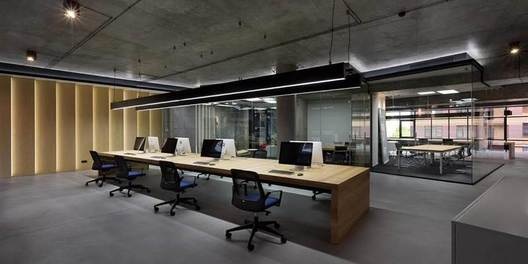 ул. Евгения Коновальца 36д Балкон 1 Балкон, Лифт Да